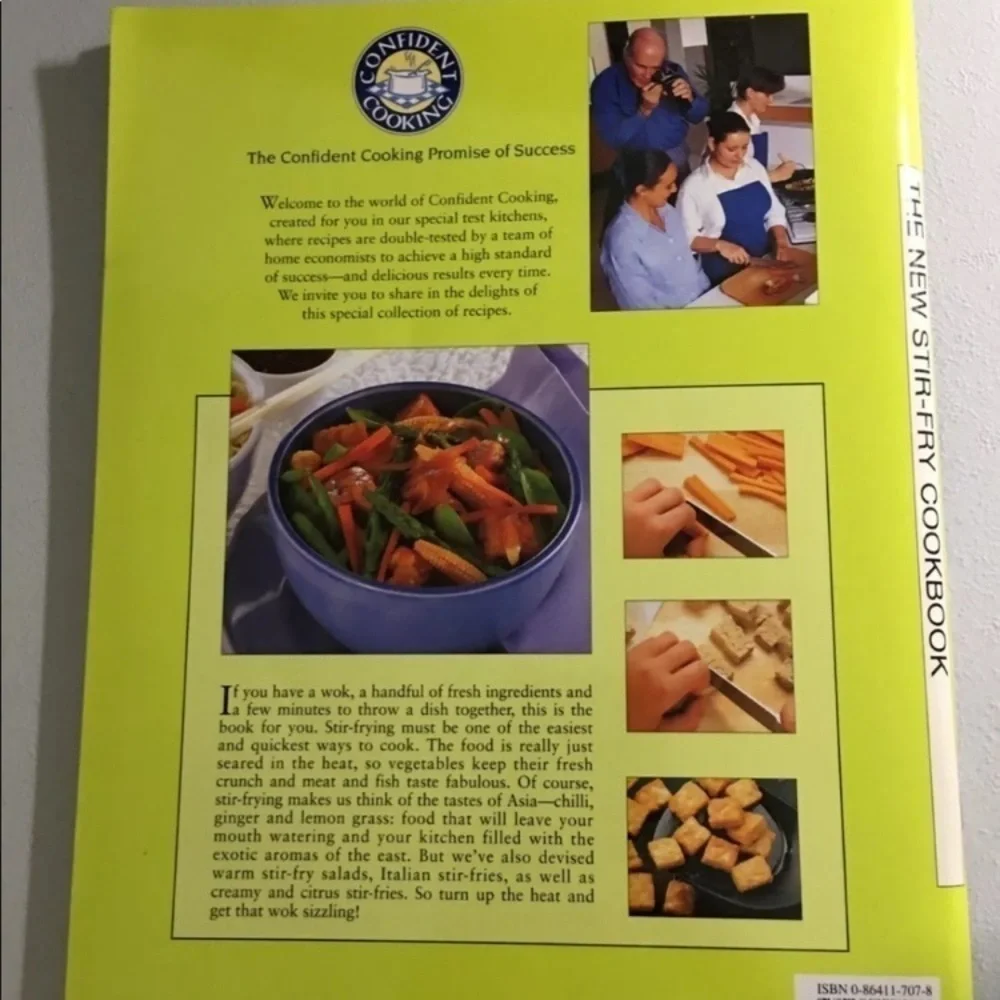 The New Stir Fry Cookbook (Step by Step) Bay Books​